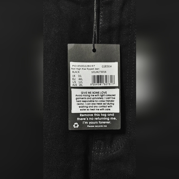 Misguided Black Riot High Rise Ripped Mom Jeans NWT - Picture 8 of 10